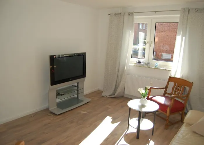Wohnung In Schwarzenbek - 2 Zimmer - Top Eingerichtet.